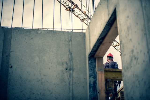 Инвестируйте в обучение, которое углубит знания о других аспектах виртуальных активов, включая безопасность и технологии. Умение применять децентрализованные решения и смарт-контракты существенно увеличит ваши шансы на успех в менее стабильной среде.